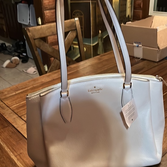 Kate spade purse - Picture 3 of 3